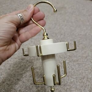 Vintage 1996 Plastic Metal Round Tie Rack Holder E&B Giftware INC.